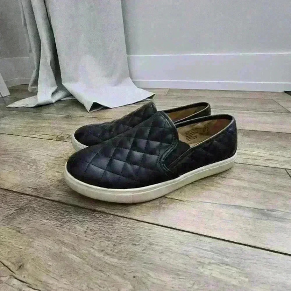 BRASH womens quilted black slip on shoes size 8 - Picture 2 of 11
